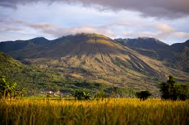 keindahan gunung guntur