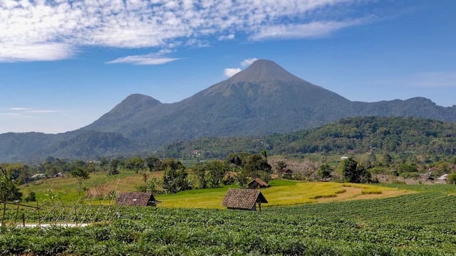 gunung penanggungan